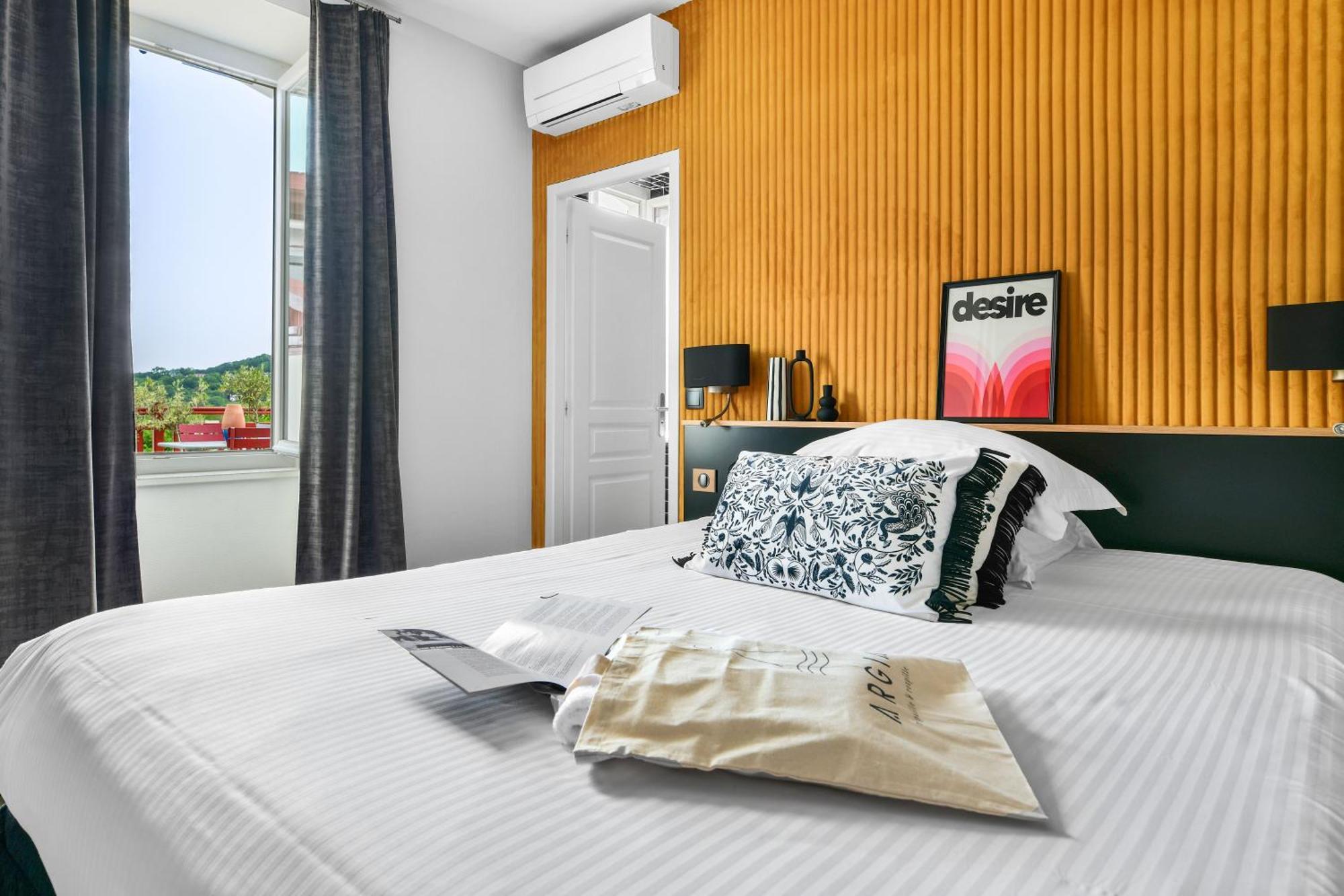 Hotel Argia アスパレン エクステリア 写真